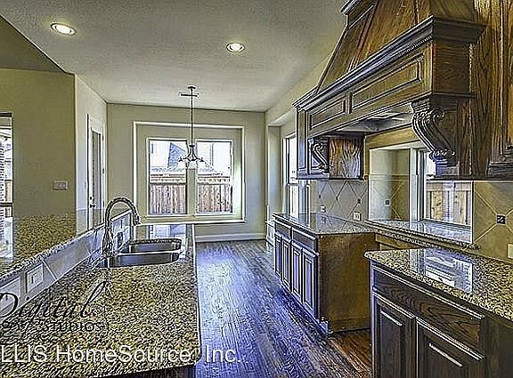 3rd image of 6349 Plum Creek Dr