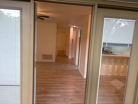 3rd image of 601 Dave Creek Pkwy APT 86
