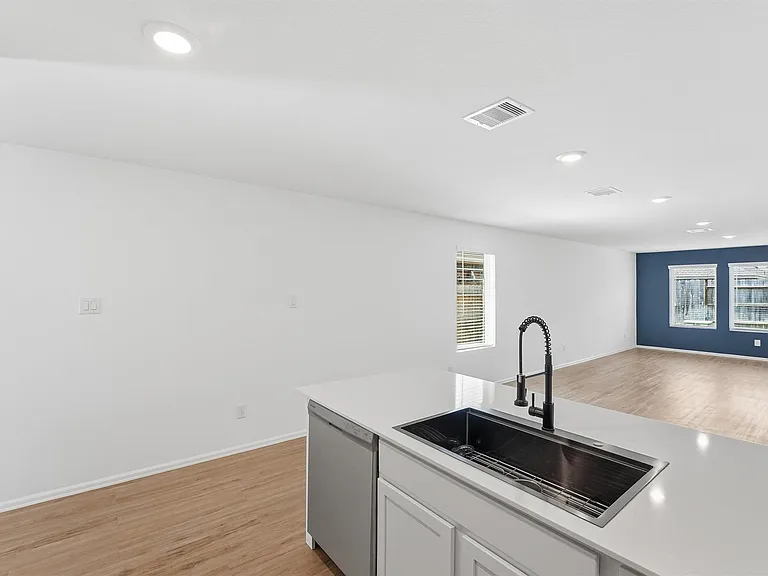 22238 Palladium Dr — Photo 15
