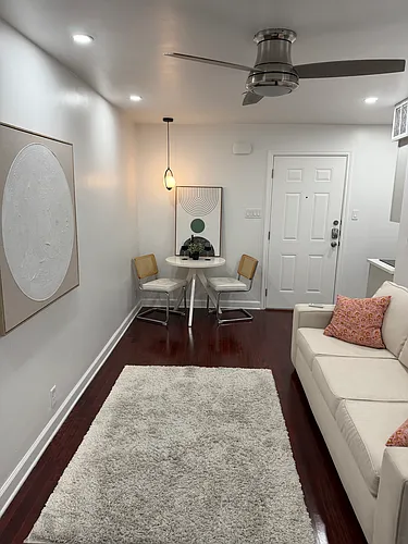 2020 S Congress Ave Photo 1