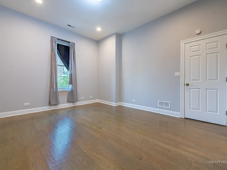 1620 W Warren Blvd #2F — Photo 13