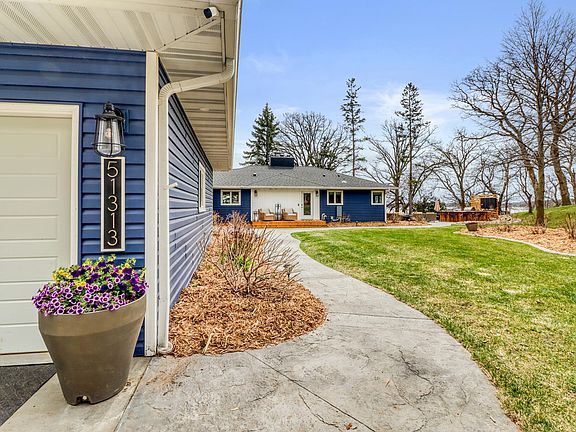 3rd image of 51313 Knoll Rd