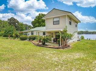 1051 Old Gainesville Hwy, Interlachen, FL 32148