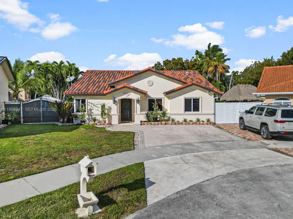 15715 SW 76th Ter, Miami, FL 33193