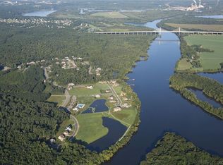 2018 Channel View Ter, Chester, VA 23836