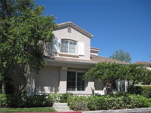 2nd image of 27855 Crown Court Cir