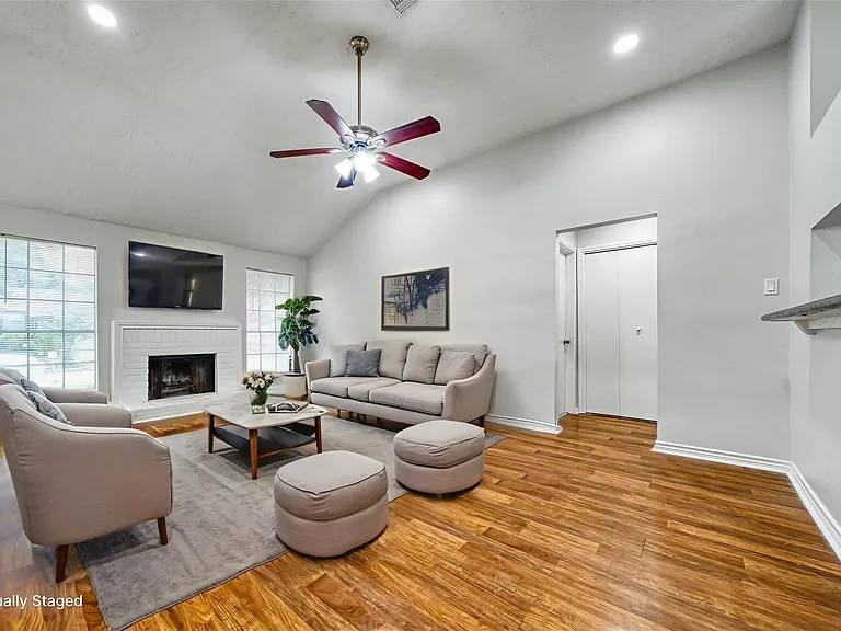 2014 Powder Mist Ln — Photo 5