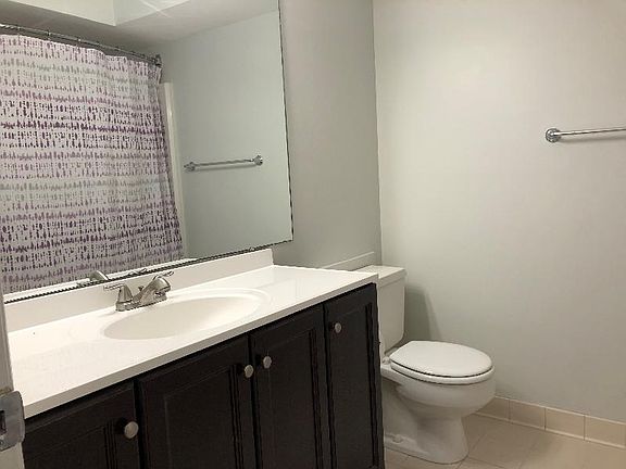 4th image of 1050 Eve Dr APT B
