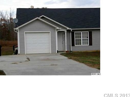2nd image of 1032 Cedar Village Trl