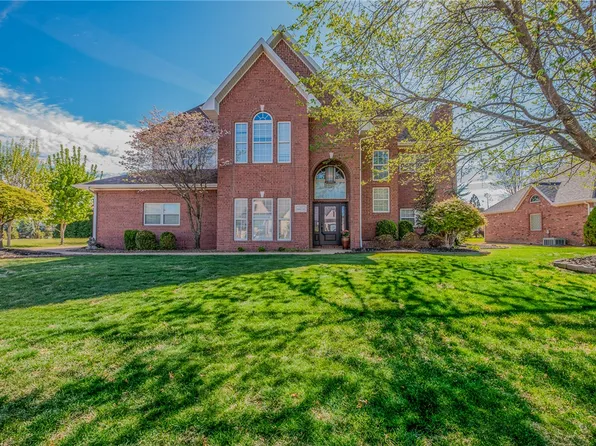 21 S Windsor Dr, Rogers, AR 72758