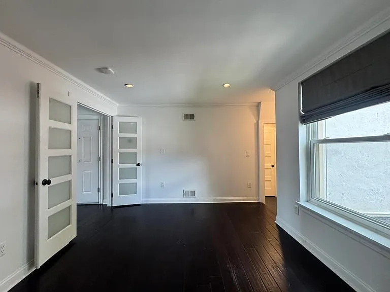 270 3rd St #2 — Photo 13