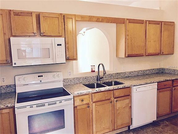 5th image of 3834 Cincinnati St