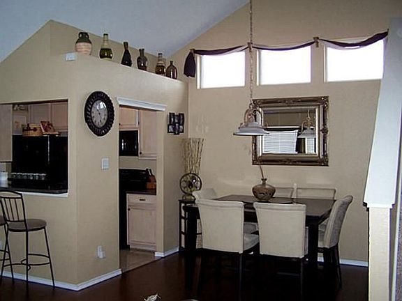 3rd image of 701 Greenridge Dr