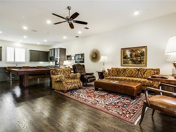 3rd image of 4212 N Hall St APT 734