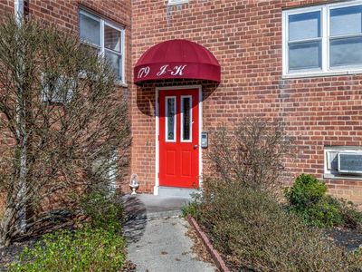 179 Drake Avenue #1J, New Rochelle, NY, 10805