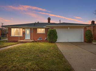 2218 Tarry Dr, Sterling Heights, MI 48310