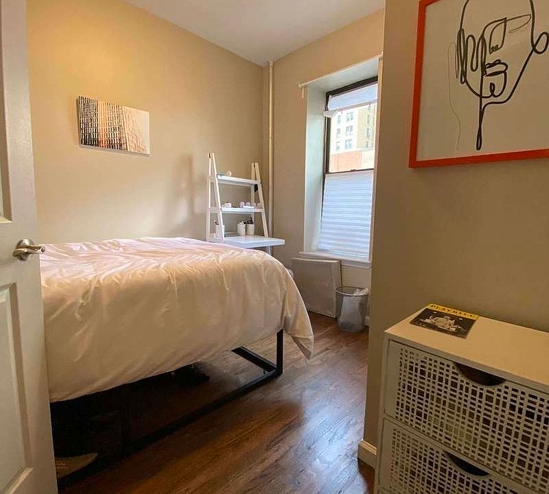 1st image of 326 E 78th St #21A