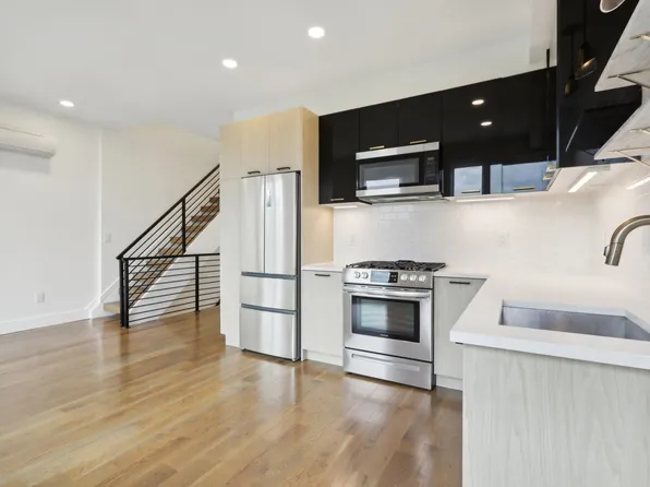 250 Van Horne St #4, Jersey City, NJ 07304