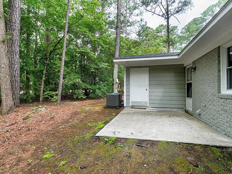 928 Jason Ct — Photo 23
