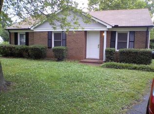 1022 Afternoon Ct, Charlotte, NC 28216