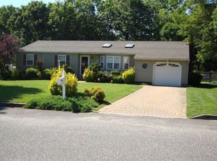 2 Mariel Ct, Centereach, NY 11720