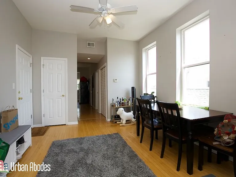 2022 W Augusta Blvd #M02R — Photo 8