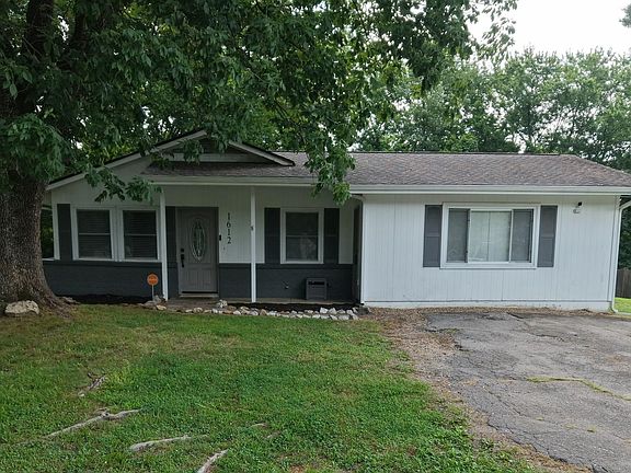 2nd image of 1612 Bradshaw Garden Rd