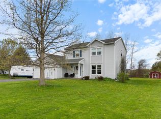 7747 Roder Pkwy, Ontario, NY 14519