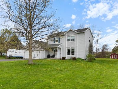7747 Roder Pkwy, Ontario, NY, 14519