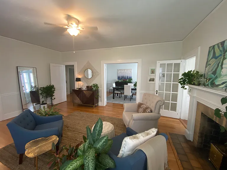 514 E College Ave — Photo 2