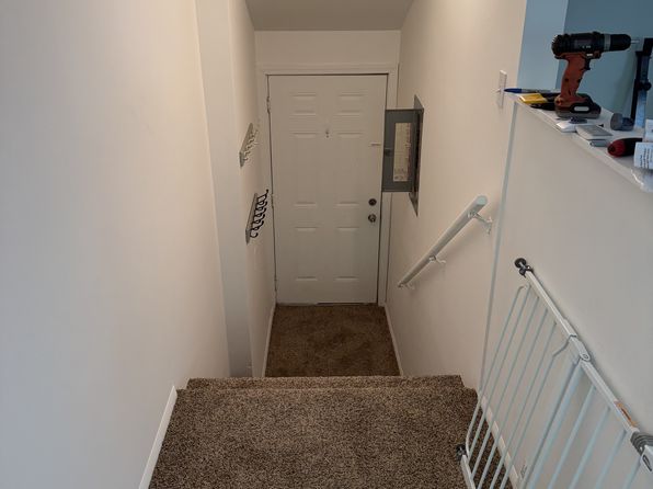 588 Saginaw St APT 1