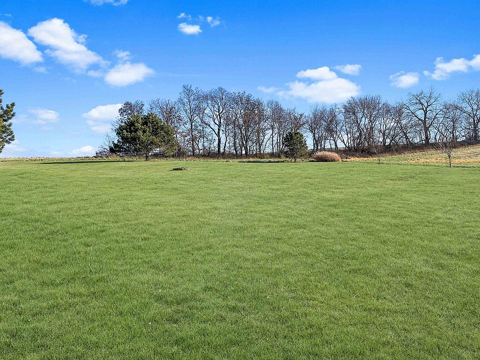 31 Country Club Ct Lanark, IL, 61046 Apartments for Rent Zillow