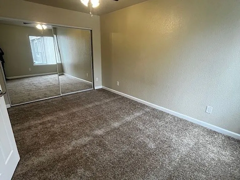 Carmel Woods Apartments — Photo 98
