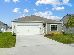 490 Park Vista Dr, Delaware, OH 43015
