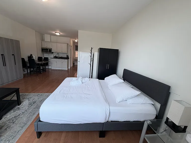 205 N 11th St #2 — Photo 5