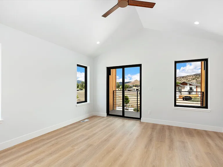 107 Confluence Rd #1 — Photo 22