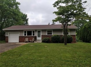 1566 Wakefield Dr, Hermitage, PA