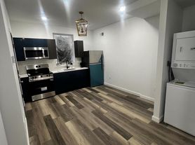 1551 Church St, Philadelphia, PA