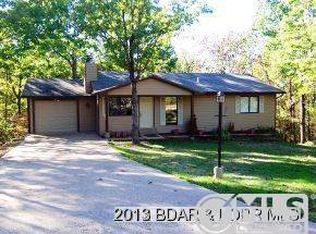 65 White Oak Dr, Four Seasons, MO 65049