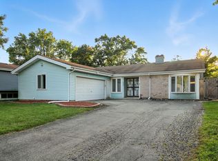 227 Lexington Dr, Bolingbrook, IL 60440