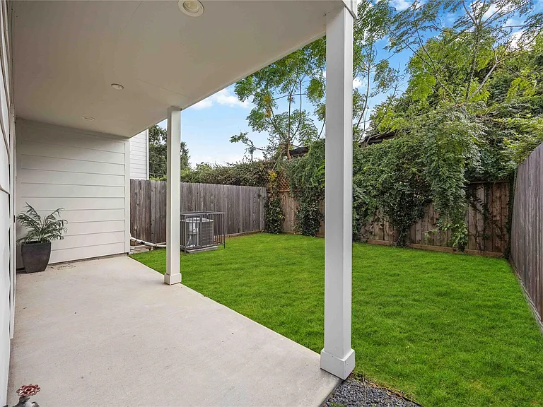 5310 Suez St — Photo 29
