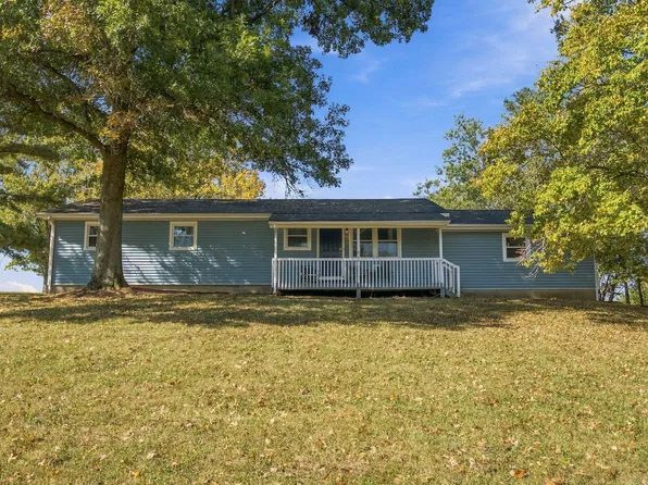 1857 Leesburg Newtown Rd, Paris, KY 40361