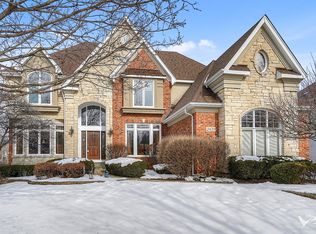 2439 Kane Ln, Batavia, IL 60510