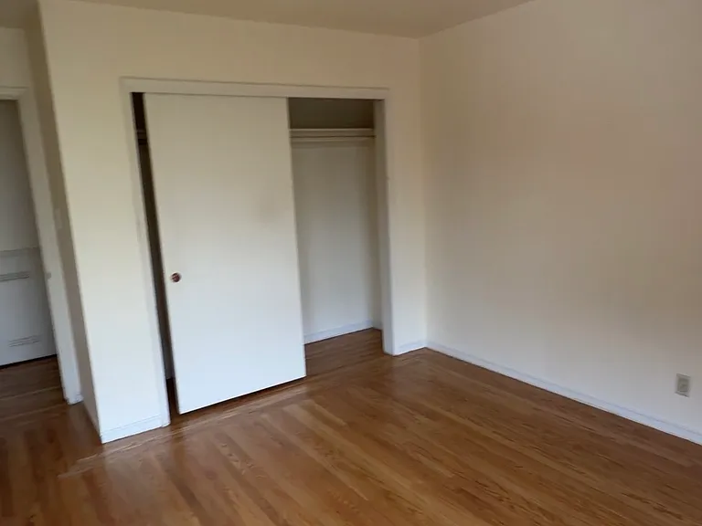 1715 Spruce St #10 — Photo 14