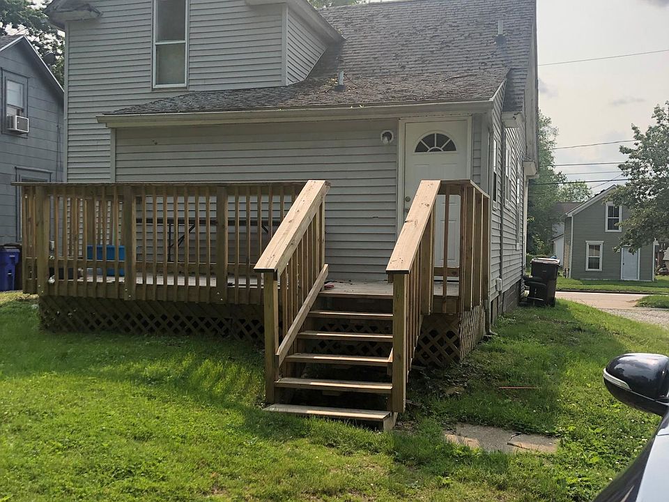 1st image of 909 Franklin Ave