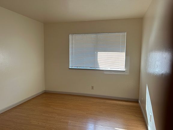 5th image of 1756 Noranda Dr APT 2