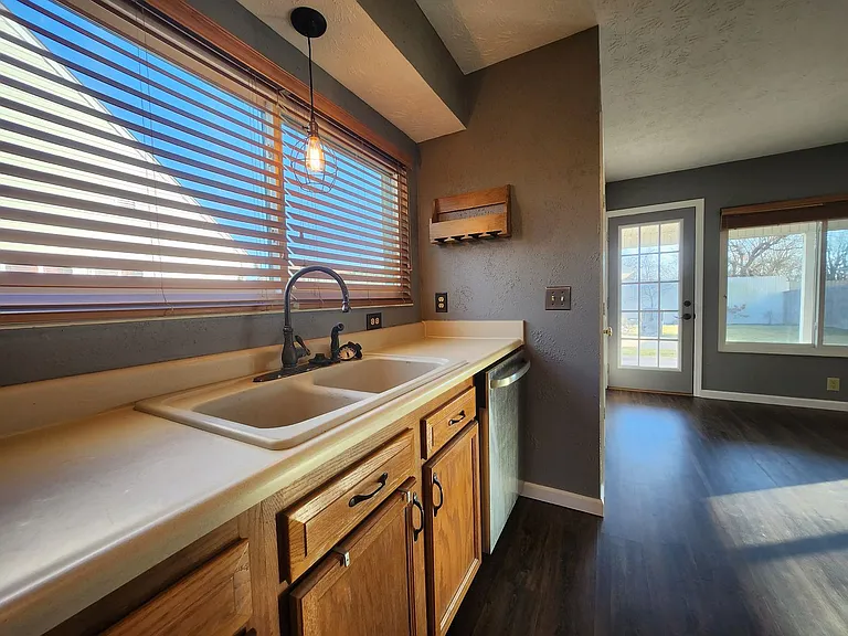 1222 Sunset Dr — Photo 18