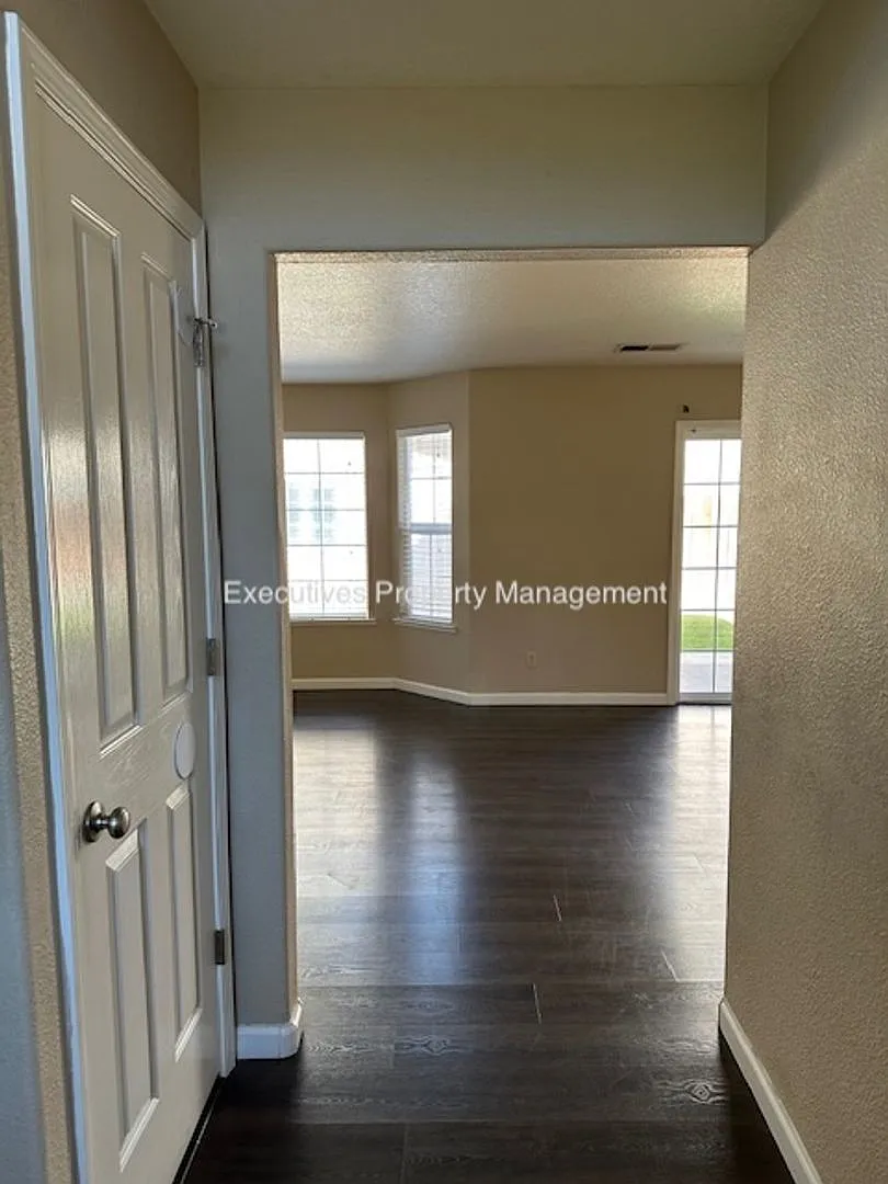 Coming Soon || 1103 Acapulco Ct Merced — Photo 3