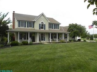 1435 Traci Lynn Ct NW, Canal Winchester, OH 43110