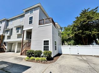4825 Lake Dr, Virginia Beach, VA 23455